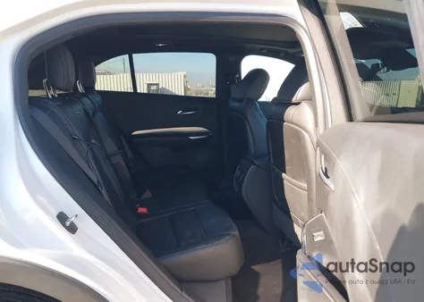 2019 Cadillac Xt4 Premium Luxury z USA, uszkodzony, nr VIN 1GYFZCR40KF196944